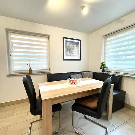 아파트 Uferpromenade Strandhaus-stern 우케리츠