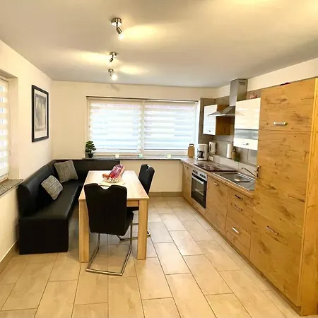 Uferpromenade Strandhaus-stern 우케리츠