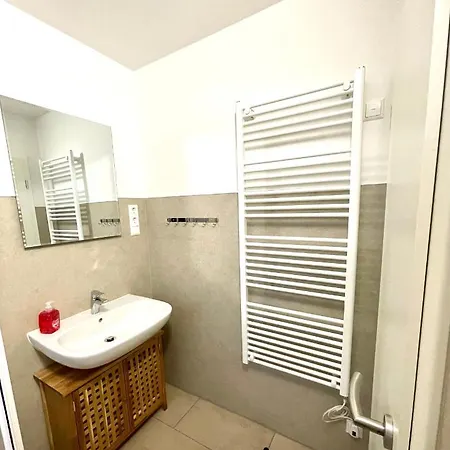 Uferpromenade Strandhaus-stern 우케리츠